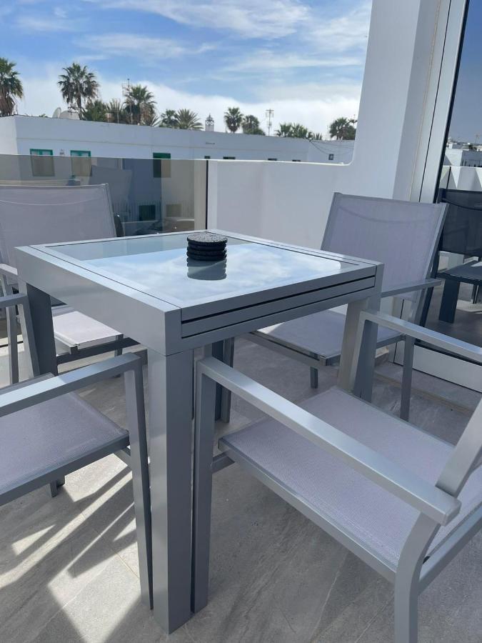 Rociega 35 Apartment 8, 100 Meters To Sea Front Puerto del Carmen  Zewnętrze zdjęcie